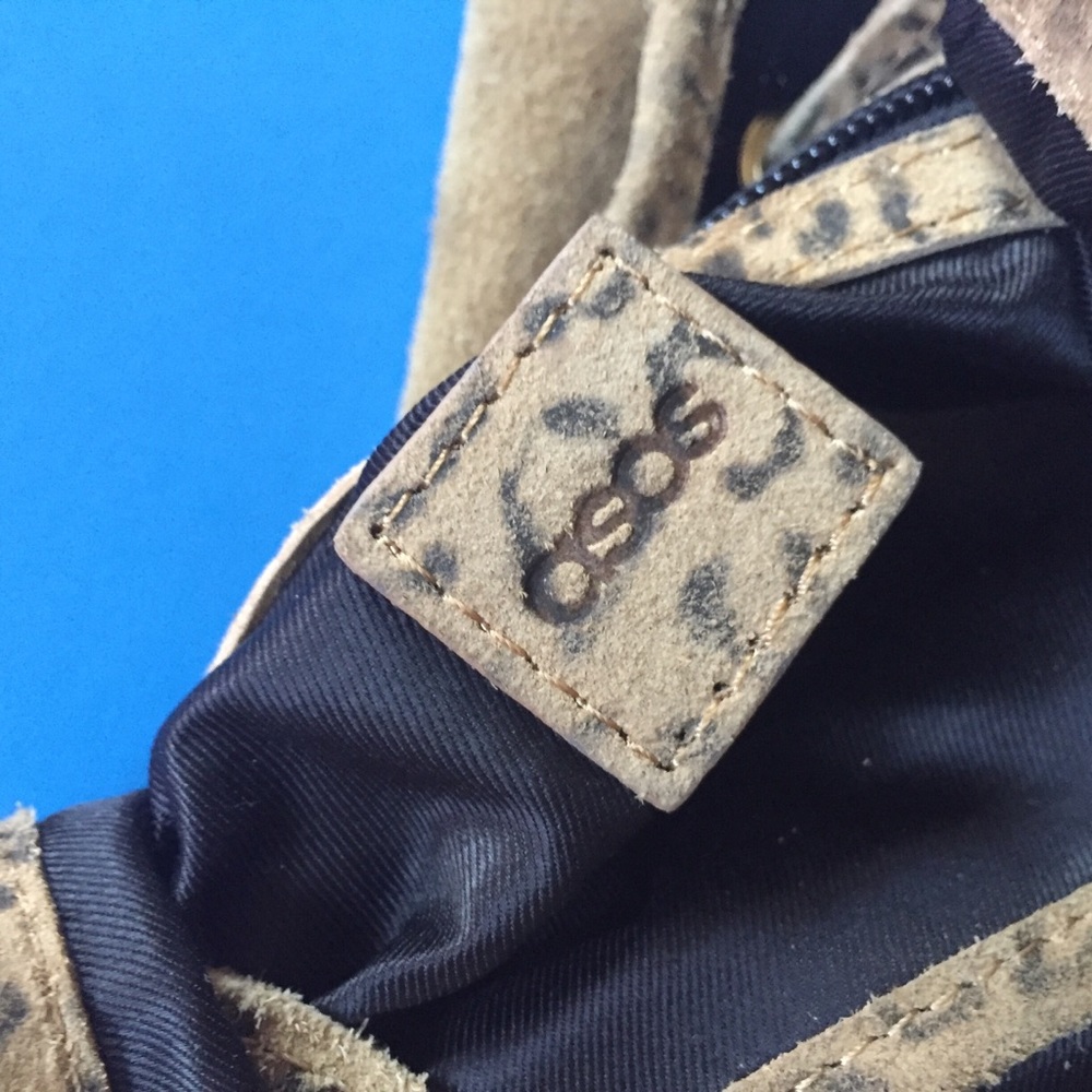 ASOS leopard backpack - Picture 4 of 6